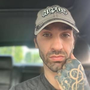 Meet your Posher, Shelton